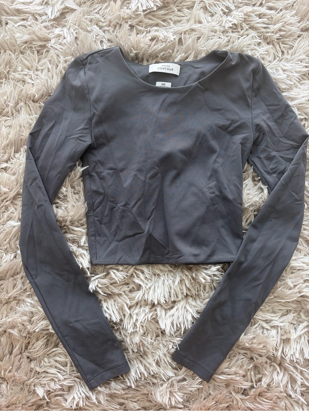 Babaton Long-Sleeve Crop Top in Charcoal Gray
